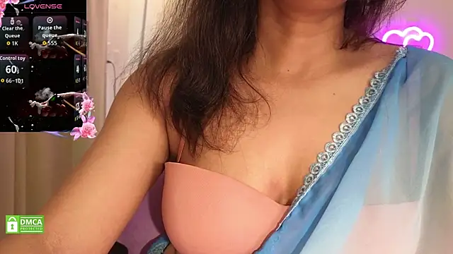 Snapshot of MISS_MYRA chatting on April 22, 2026, 3:20 am MISS MYRA online show from April 22, 2026, 3:20 am