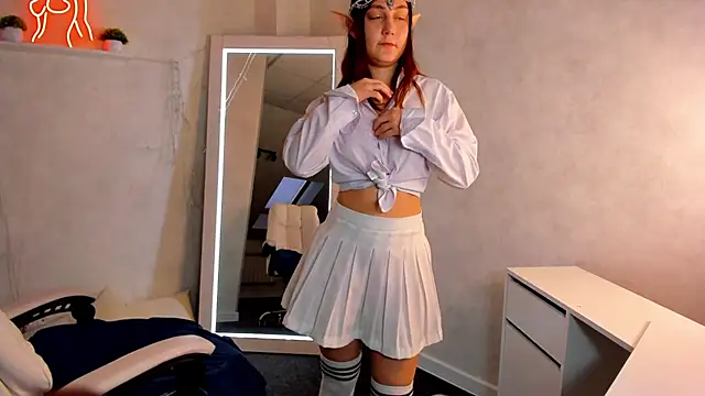 Snapshot of Alisa_Suun chatting on February 23, 2025, 11:44 am Alisa Suun online show from February 23, 2025, 11:44 am