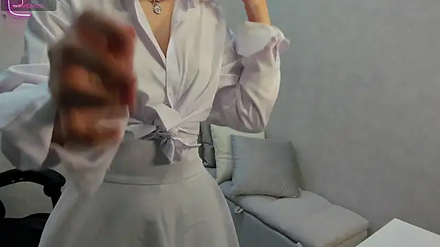 Snapshot of Alisa_Suun chatting on March 1, 2025, 1:11 am Alisa Suun online show from March 1, 2025, 1:11 am