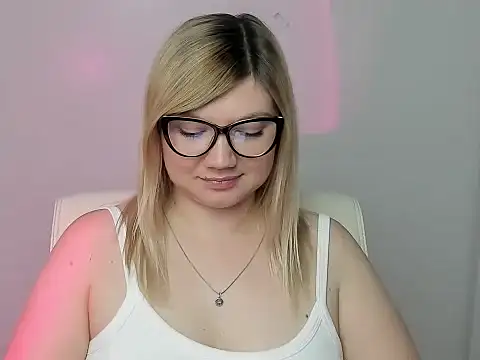 Lola moree online show from September 29, 2025, 11:48 am