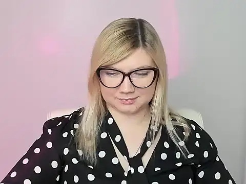 Lola moree online show from October 29, 2025, 12:40 pm