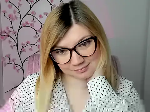 Lola moree online show from April 7, 2026, 11:43 am