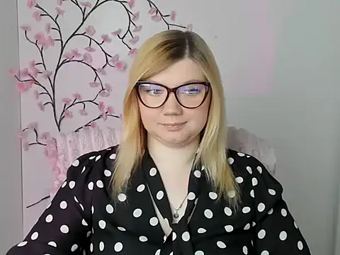 Lola moree online show from May 17, 2026, 11:39 am