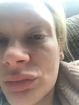 blondey206 online show from February 17, 2025, 3:09 pm