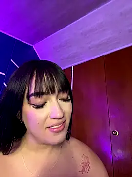 Melody rousse  online show from January 5, 2026, 8:12 pm