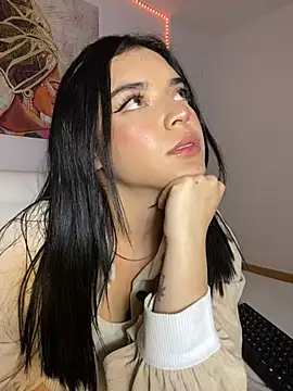 Snapshot of eileensophi chatting on March 11, 2025, 6:43 am eileensophi online show from March 11, 2025, 6:43 am