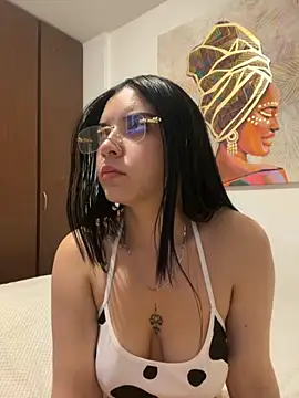 Snapshot of eileensophi chatting on October 7, 2025, 3:14 am eileensophi online show from October 7, 2025, 3:14 am