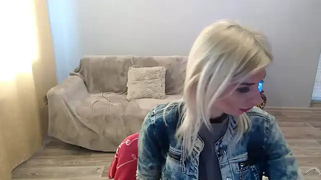 SexyBeatriice online show from February 4, 2026, 7:14 am