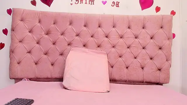 sharlott miller online show from March 8, 2025, 11:58 am