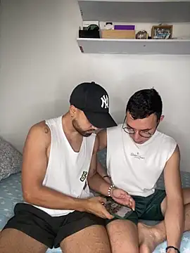 hornytwins15 online show from February 15, 2025, 8:22 pm