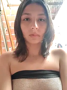 Maiden-Hot online show from October 17, 2025, 7:38 pm