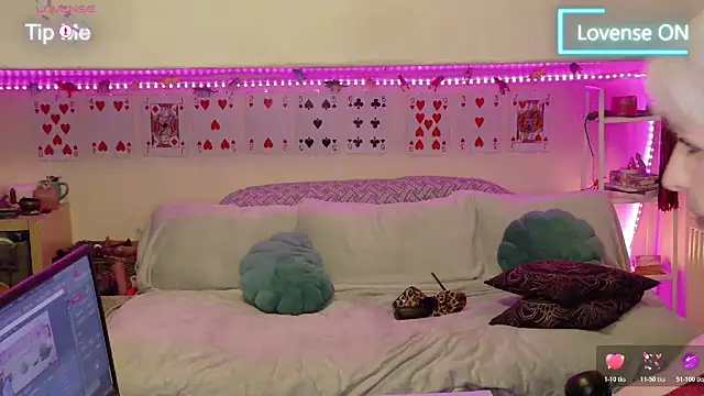 GoddessAlimony online show from February 3, 2026, 9:42 pm