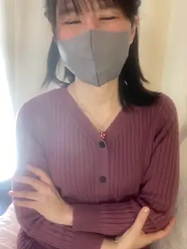 Snapshot of MURA-saki chatting on February 19, 2025, 3:28 am MURA-saki online show from February 19, 2025, 3:28 am