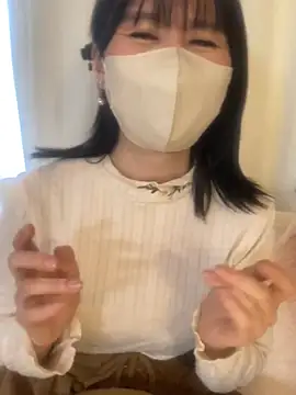 Snapshot of MURA-saki chatting on February 26, 2025, 1:11 am MURA-saki online show from February 26, 2025, 1:11 am