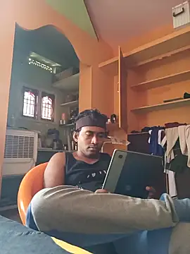 bigcock thick online show from March 6, 2026, 5:04 am