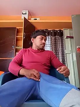 bigcock thick online show from April 4, 2026, 2:32 am