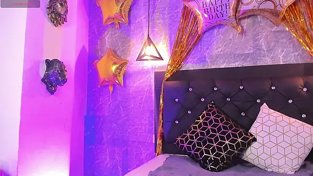 emberhodson online show from October 9, 2025, 11:30 am