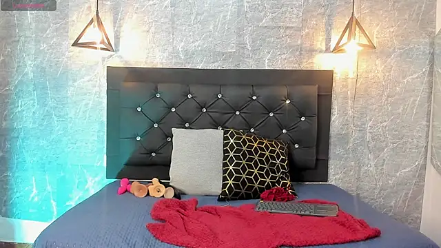 emberhodson online show from November 16, 2025, 11:27 am