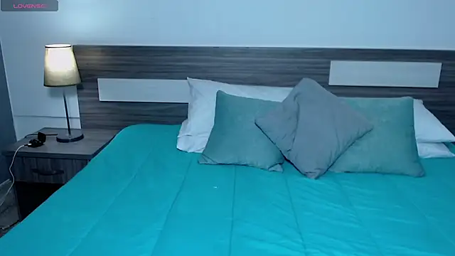 Liiamthompson online show from February 25, 2026, 7:12 pm