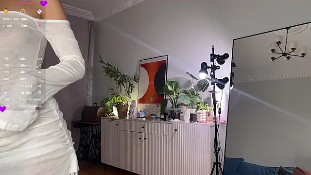 Snapshot of WhiteAnni chatting on October 11, 2025, 4:33 am WhiteAnni online show from October 11, 2025, 4:33 am