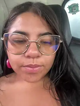 Snapshot of viccky_vick chatting on February 9, 2025, 12:19 pm viccky vick online show from February 9, 2025, 12:19 pm