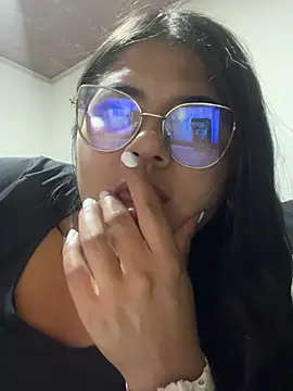 Snapshot of viccky_vick chatting on February 16, 2025, 12:08 am viccky vick online show from February 16, 2025, 12:08 am