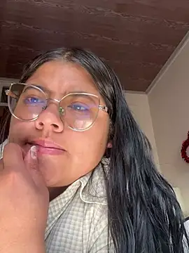 Snapshot of viccky_vick chatting on March 21, 2025, 2:51 pm viccky vick online show from March 21, 2025, 2:51 pm