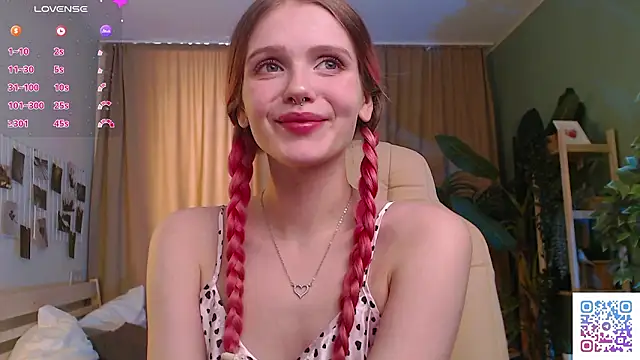 Gretchen Mol online show from March 11, 2026, 7:36 am