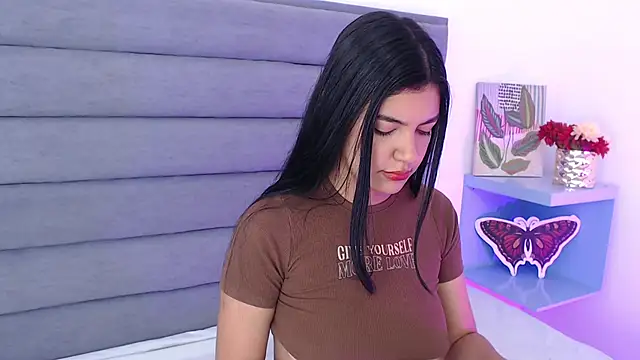 JenniferHost online show from February 27, 2025, 1:28 pm