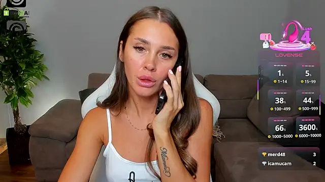 Anya-Ray online show from October 8, 2025, 12:36 pm