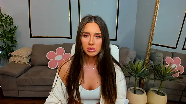 Anya-Ray online show from April 20, 2026, 1:03 pm