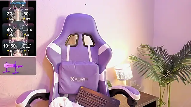 yeikafoxy online show from March 11, 2025, 11:23 am