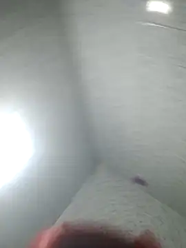 alexandraluv online show from January 6, 2026, 8:34 pm