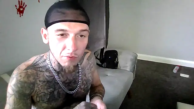 cruz815 online show from October 29, 2025, 7:26 pm