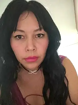 KellyPerlaxxx online show from October 24, 2025, 4:03 pm