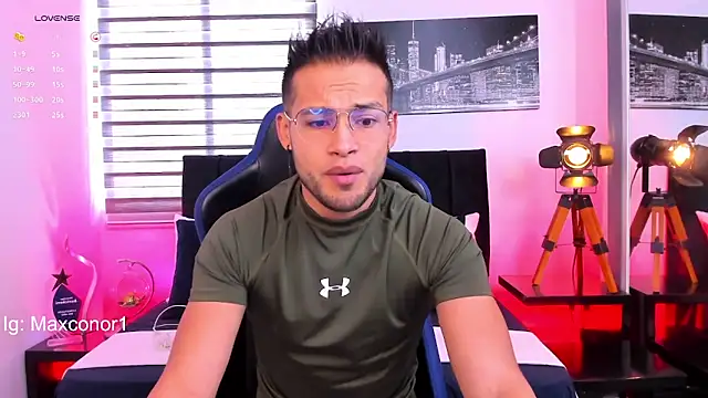 Max Conor1 online show from March 19, 2025, 12:23 pm