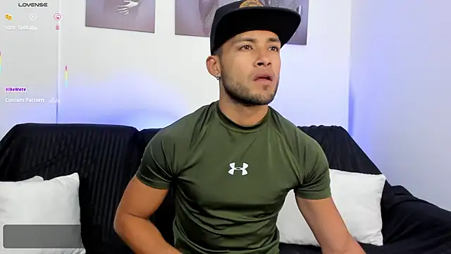 Max Conor1 online show from November 11, 2025, 12:05 pm