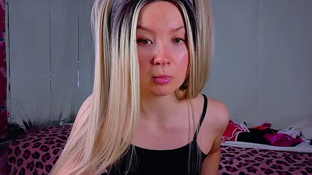 TwerkingCheerleader online show from January 16, 2026, 4:11 pm