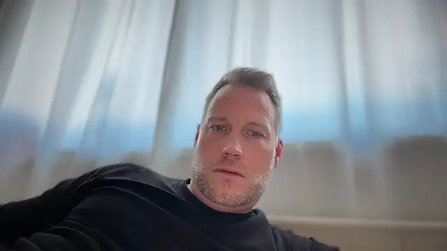 Christian87xxx online show from March 6, 2026, 3:41 pm