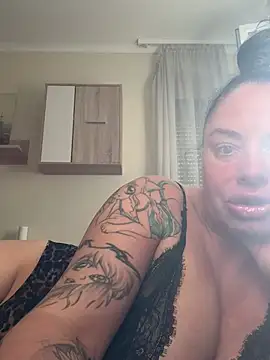 Snapshot of MeganCole01 chatting on January 30, 2025, 8:54 am MeganCole01 online show from January 30, 2025, 8:54 am