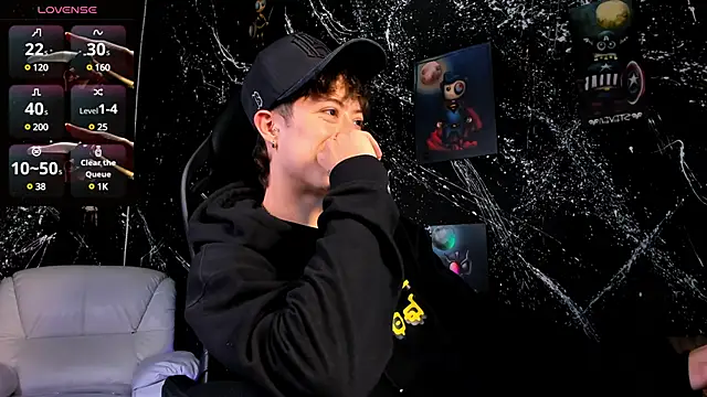 marcuscollins1  online show from February 15, 2025, 12:43 pm