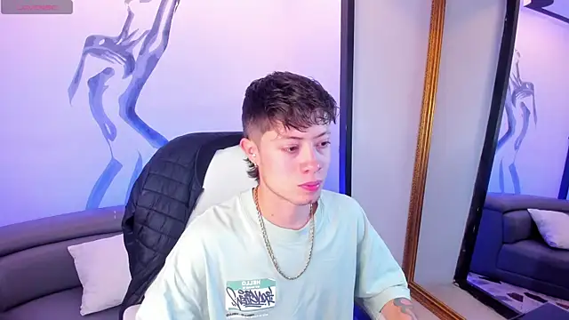 marcuscollins1  online show from February 27, 2025, 1:07 pm