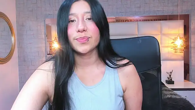 Nohemi louse online show from November 22, 2025, 7:13 pm