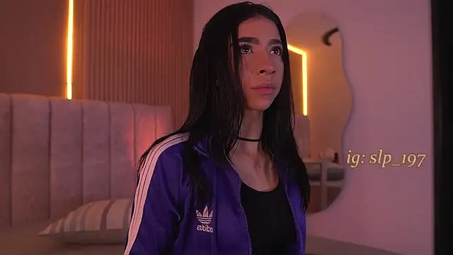 sara lopee1 online show from February 7, 2026, 11:58 am