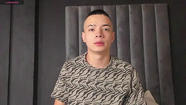 Adam Thomass 1 online show from February 9, 2025, 12:52 pm
