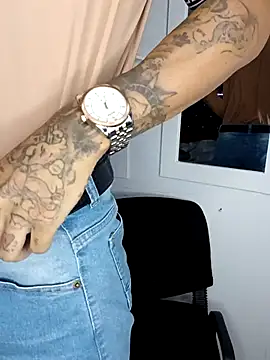 Niick01  online show from March 16, 2026, 1:00 am