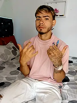 Niick01  online show from March 18, 2026, 5:05 pm