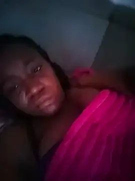 DayannaBronx online show from March 12, 2025, 2:12 pm