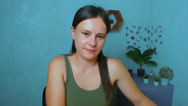 Snapshot of ValeriaHeart_ chatting on September 9, 2025, 1:10 pm ValeriaHeart online show from September 9, 2025, 1:10 pm