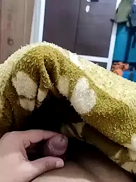 Snapshot of Hot_funky_boy chatting on February 2, 2025, 6:42 pm Hot funky boy online show from February 2, 2025, 6:42 pm